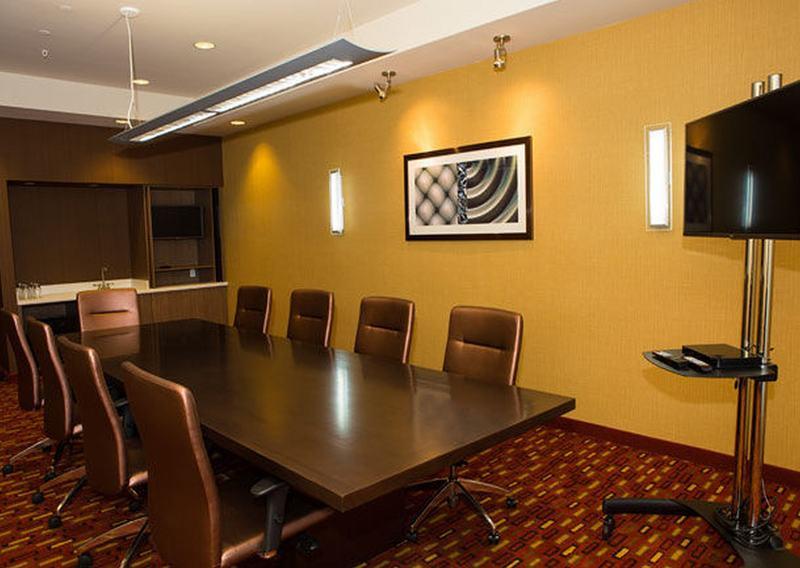 Courtyard By Marriott Lubbock Downtown/University Area Екстер'єр фото