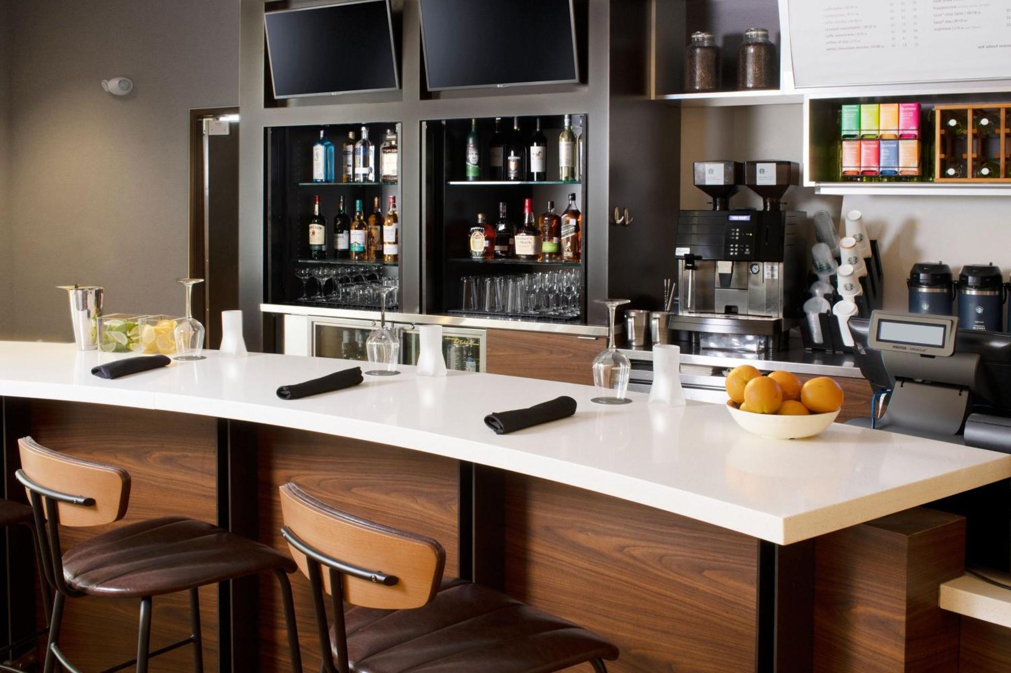 Courtyard By Marriott Lubbock Downtown/University Area Екстер'єр фото